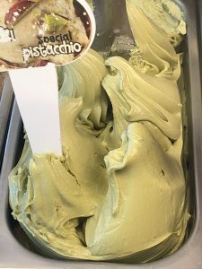 Φυστίκι special Παγωτό αυθεντικό ιταλικό Ντάσης gelateria αρτοποιείο ζαχαροπλαστείο Νέα Ιωνία Ηράκλειο Μαρούσι